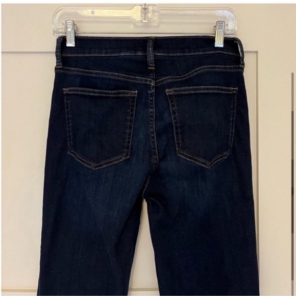 J Crew 9" HIGH RISE toothpick jean in Point Lake wash Sz 27 - Picture 5 of 9